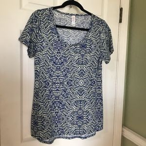 LuLaRoe Classic T, Size S, Like NEW